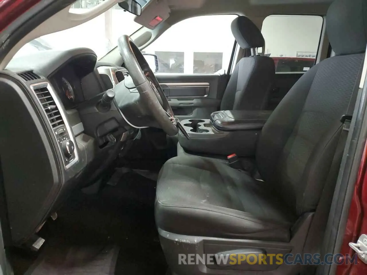 7 fotografías del automóvil dañado 1C6RR7GT9KS732518 RAM 1500 2019