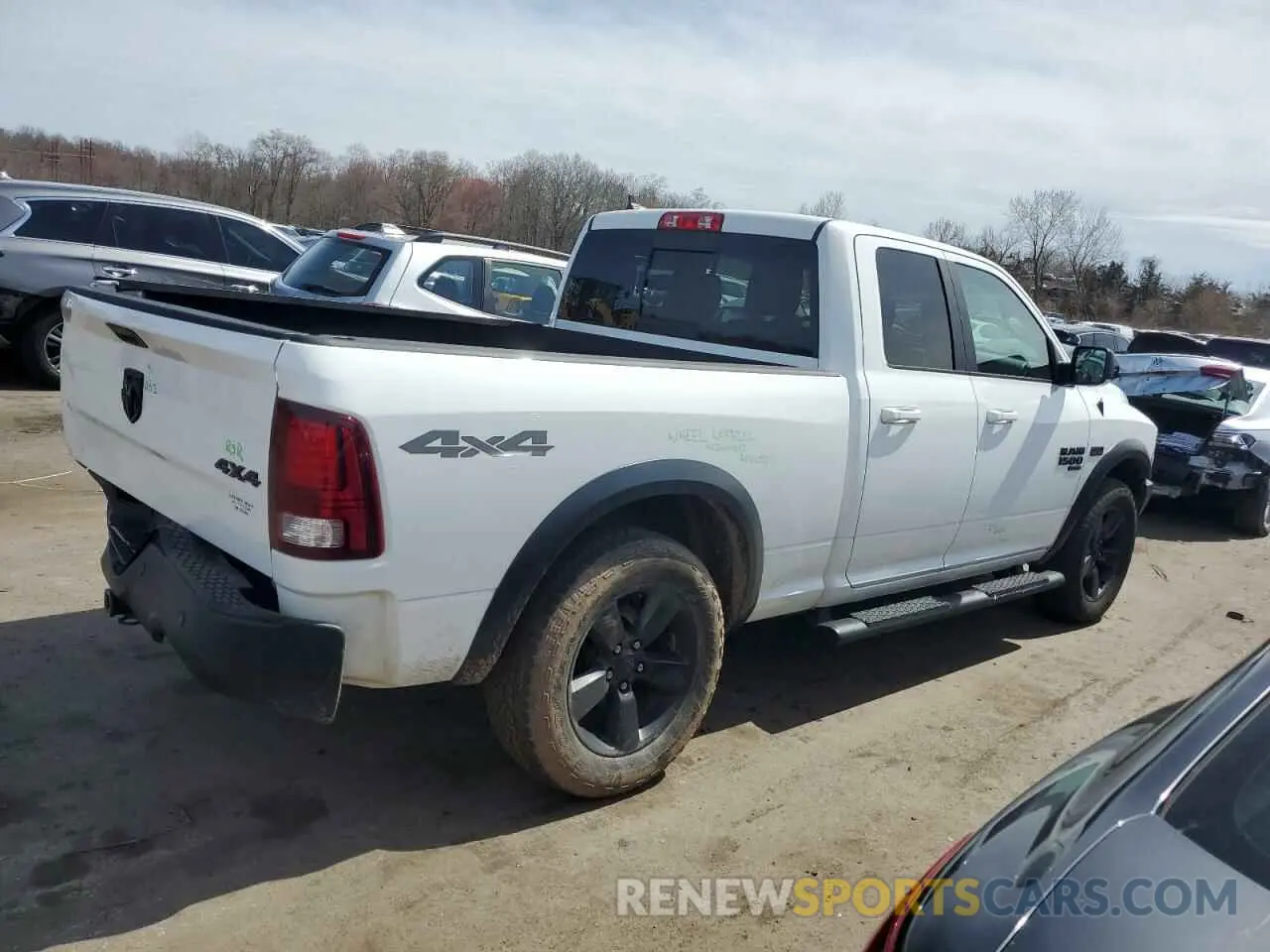 3 fotografías del automóvil dañado 1C6RR7GTXKS648398 RAM 1500 2019