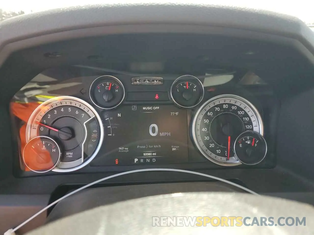 9 fotografías del automóvil dañado 1C6RR7GTXKS648398 RAM 1500 2019