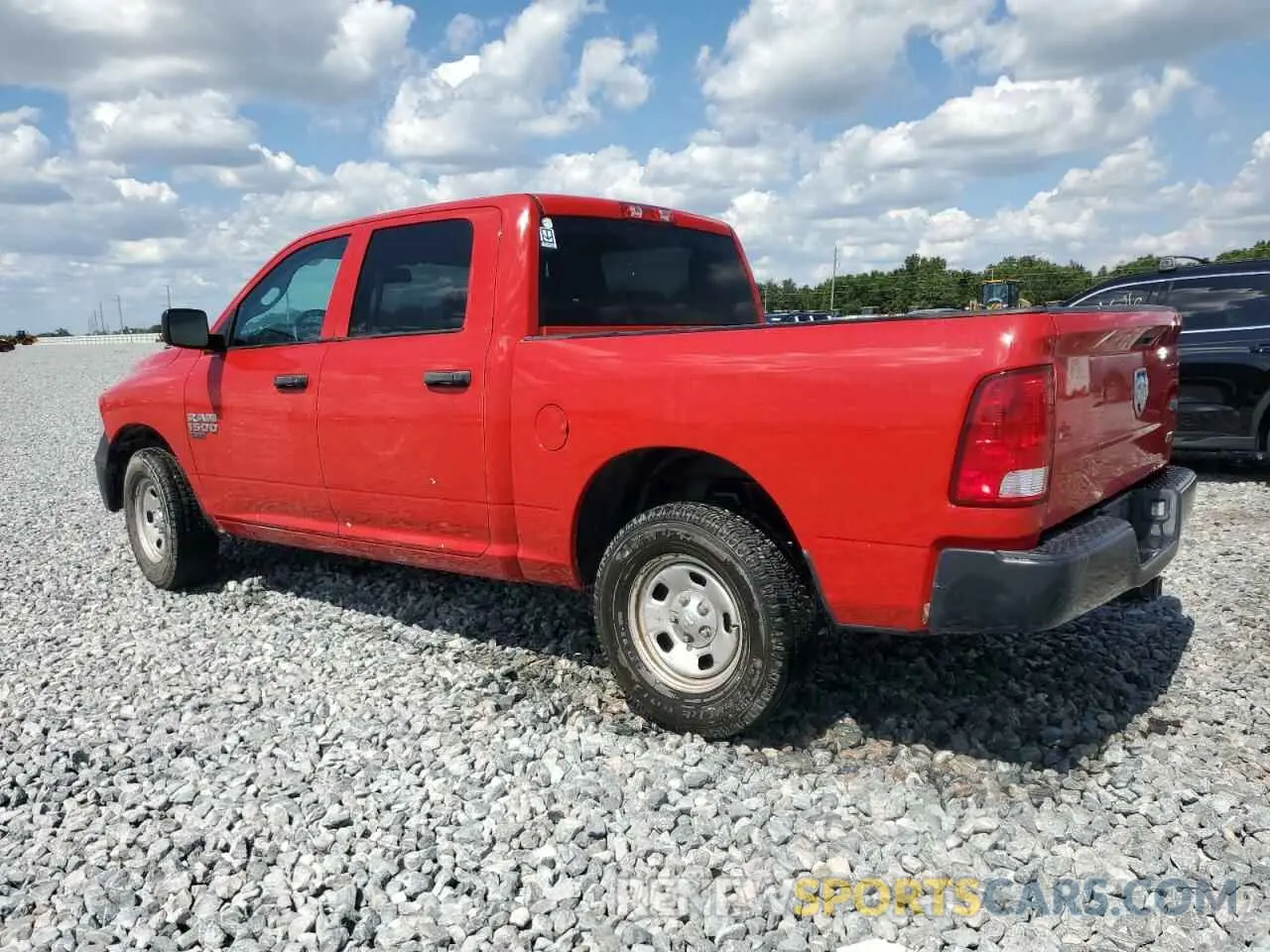 2 fotografías del automóvil dañado 1C6RR7KG9KS609831 RAM 1500 2019
