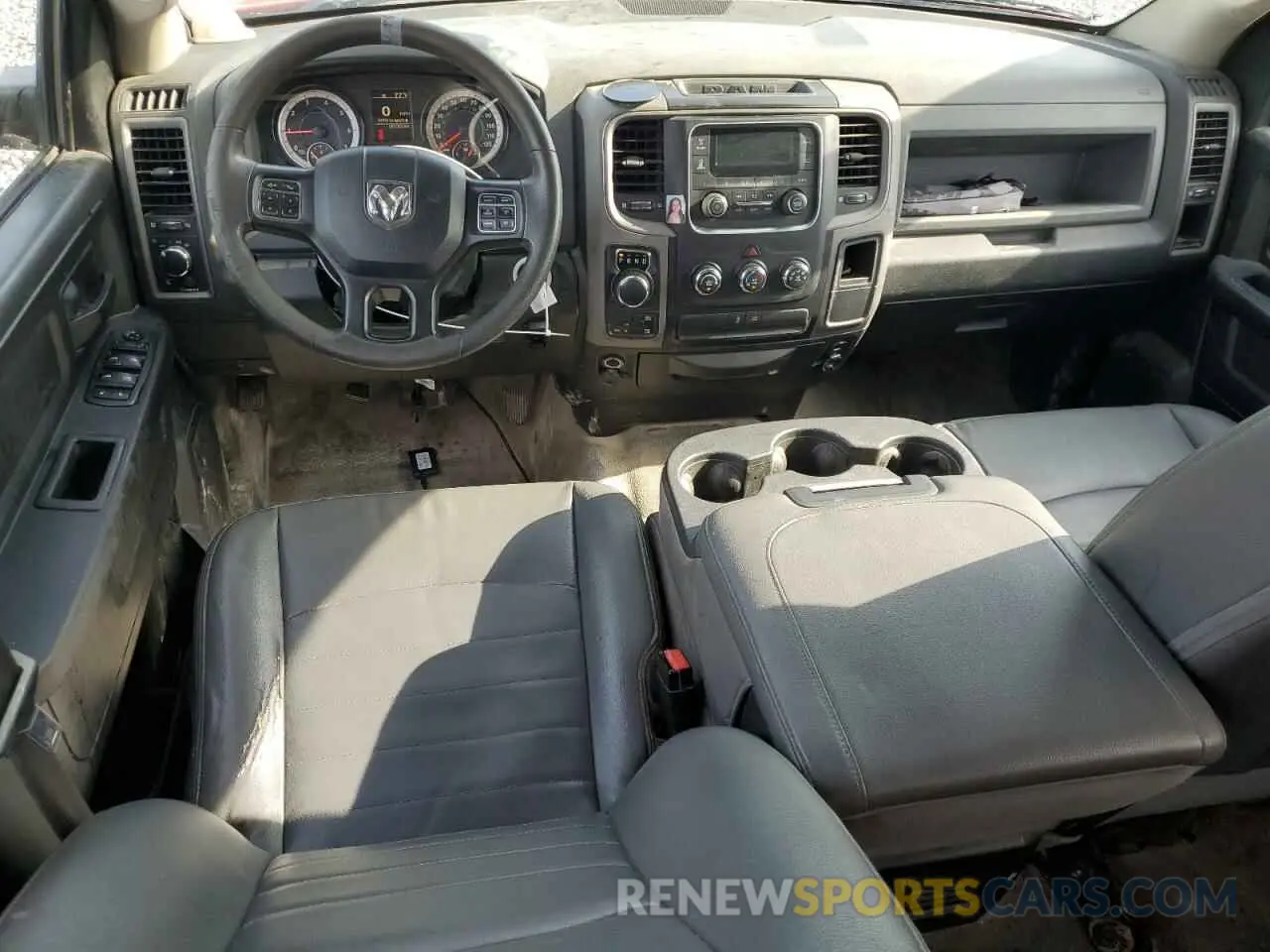 8 fotografías del automóvil dañado 1C6RR7KG9KS609831 RAM 1500 2019
