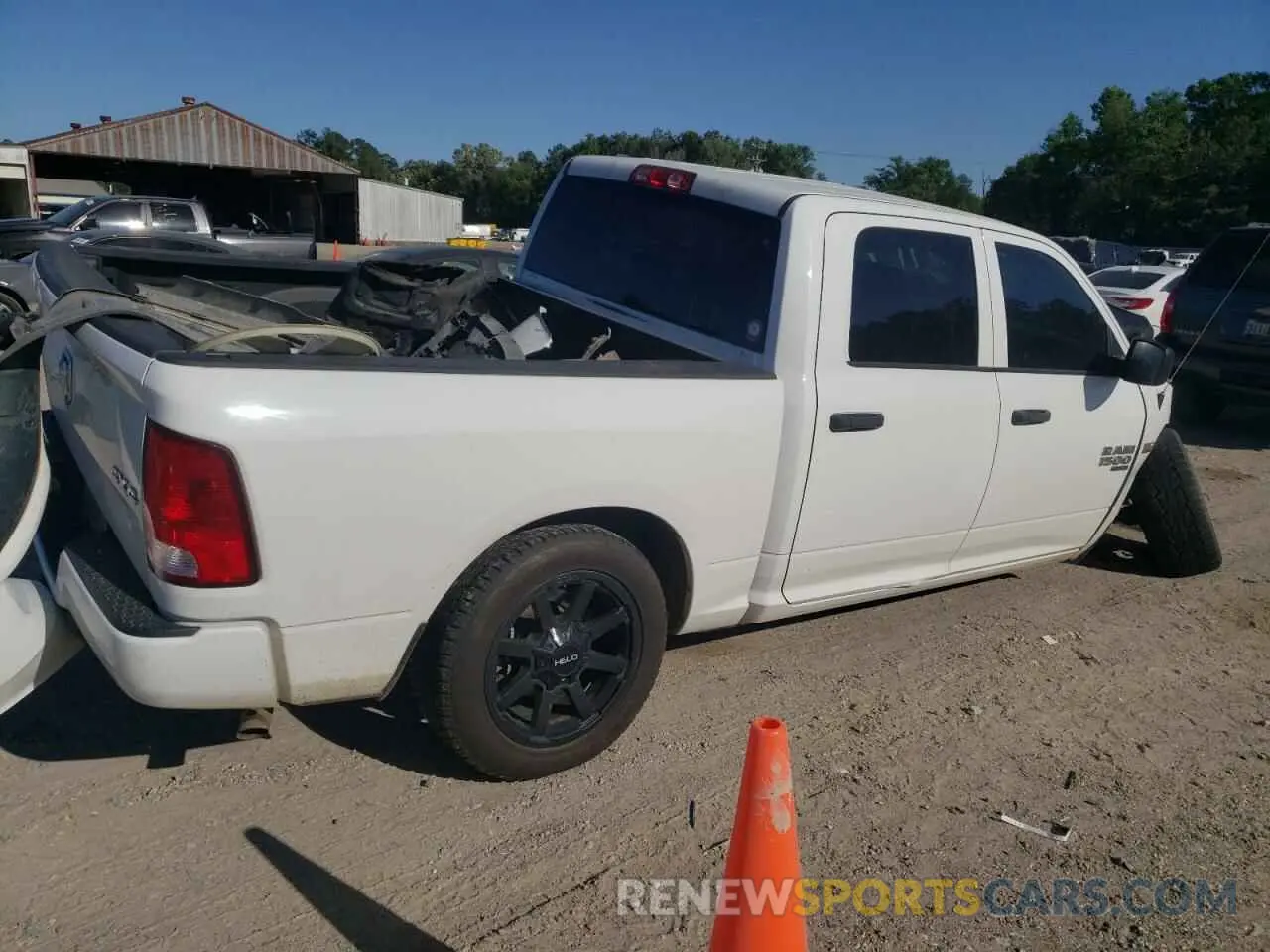 3 fotografías del automóvil dañado 1C6RR7KT3KS532774 RAM 1500 2019