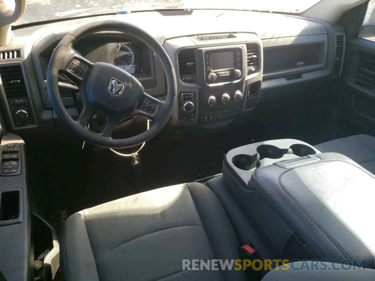 8 fotografías del automóvil dañado 1C6RR7KT3KS532774 RAM 1500 2019