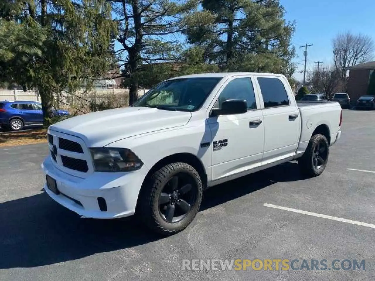 2 fotografías del automóvil dañado 1C6RR7KT3KS542169 RAM 1500 2019