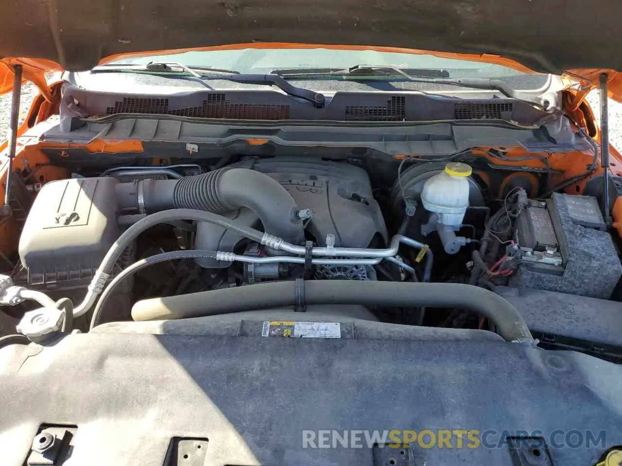 11 fotografías del automóvil dañado 1C6RR7KT4KS625061 RAM 1500 2019
