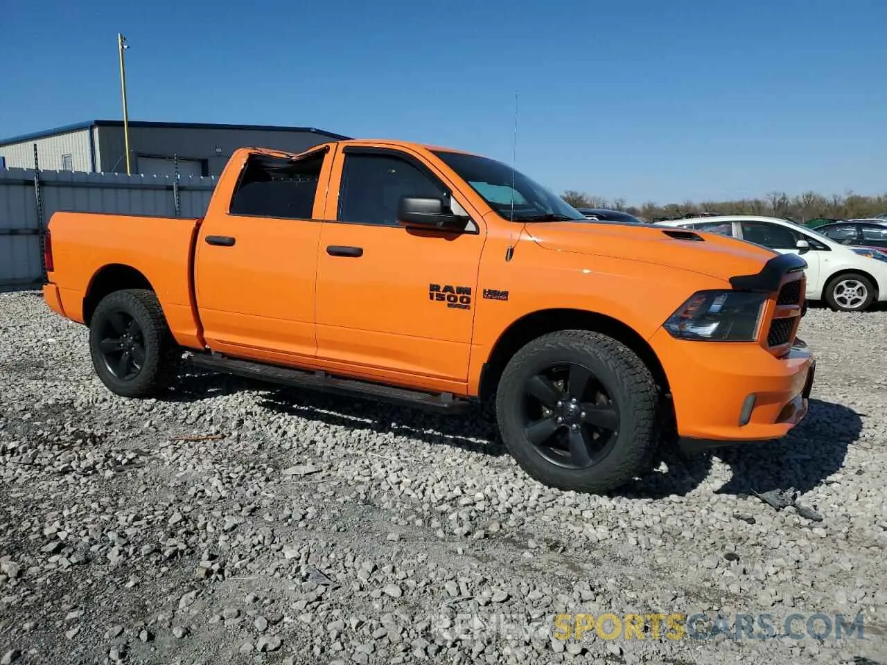 4 fotografías del automóvil dañado 1C6RR7KT4KS625061 RAM 1500 2019