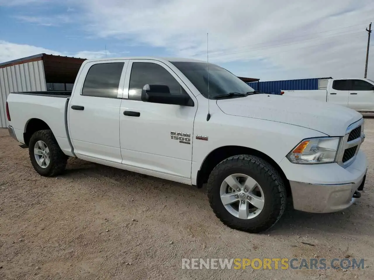 4 fotografías del automóvil dañado 1C6RR7KT5KS547406 RAM 1500 2019