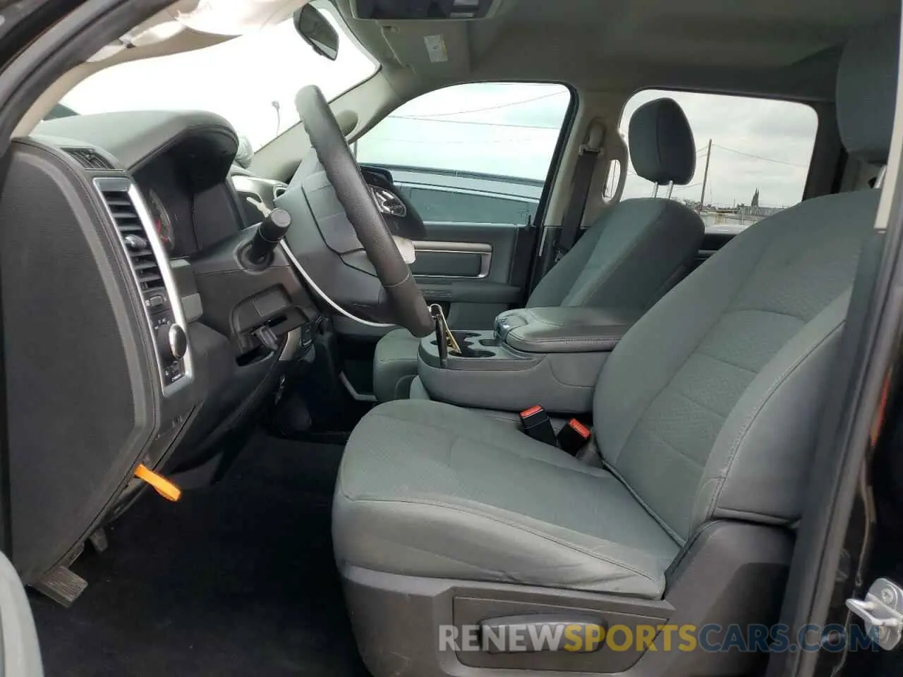7 fotografías del automóvil dañado 1C6RR7LT2KS527628 RAM 1500 2019
