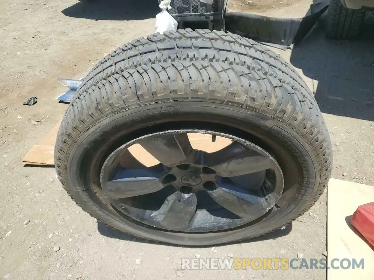 12 fotografías del automóvil dañado 1C6RR7LT2KS568891 RAM 1500 2019