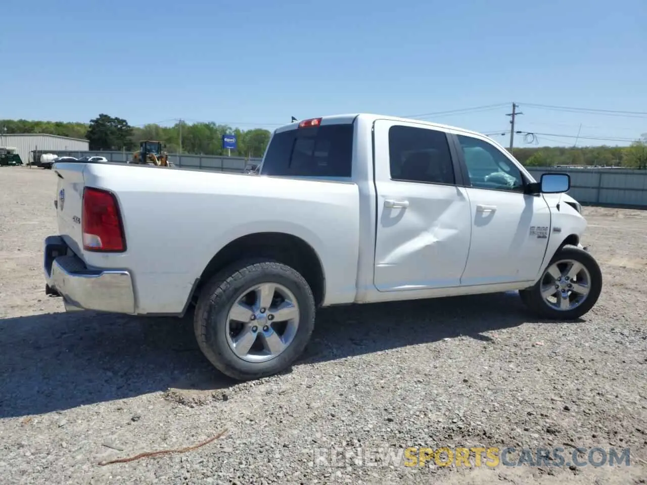 3 fotografías del automóvil dañado 1C6RR7LT2KS570012 RAM 1500 2019