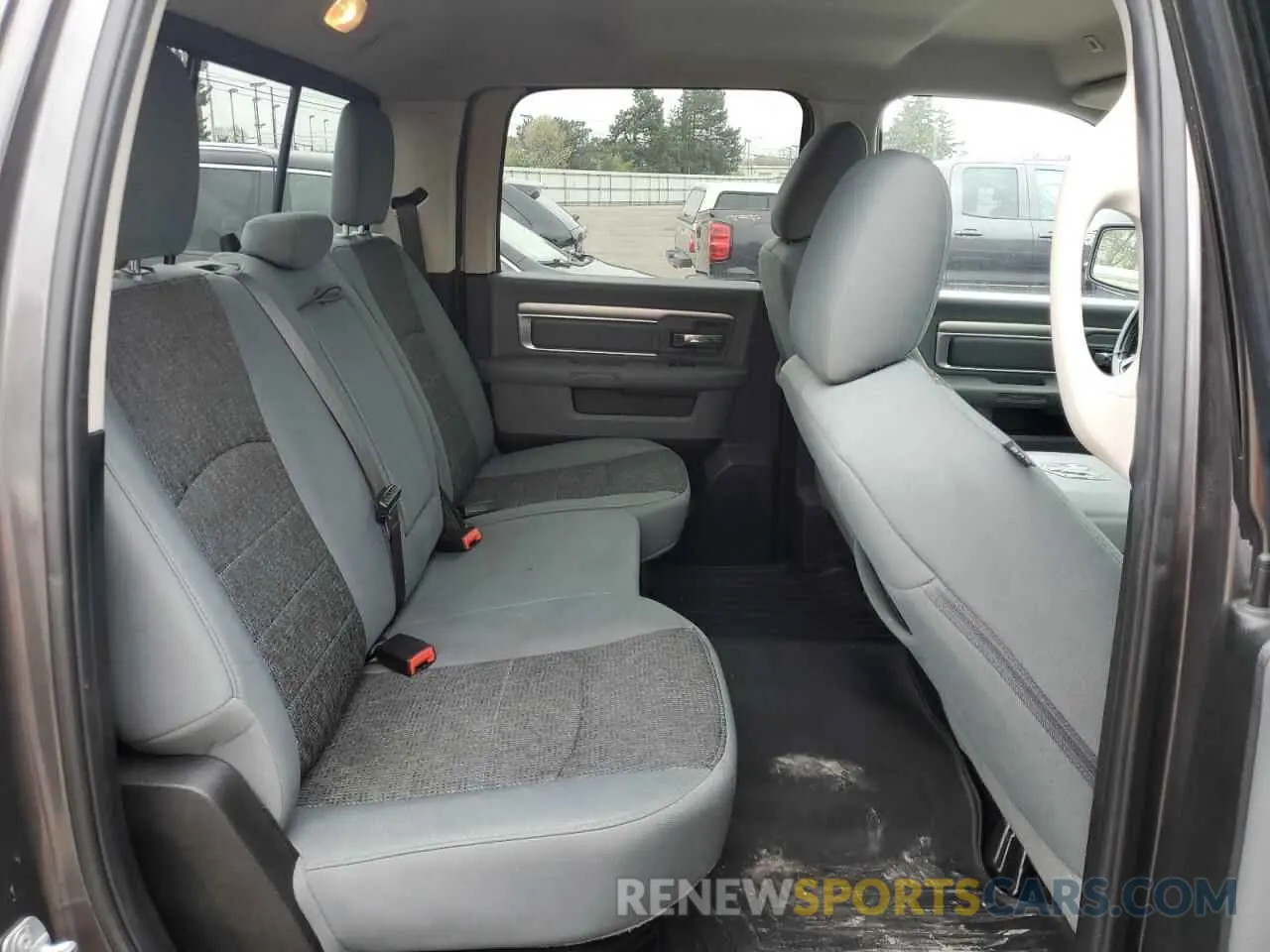 10 fotografías del automóvil dañado 1C6RR7LT3KS557821 RAM 1500 2019
