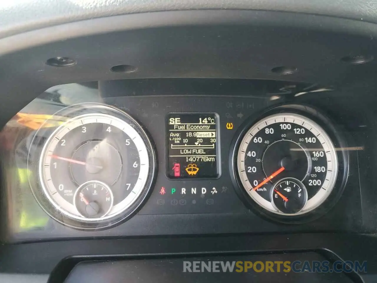 9 fotografías del automóvil dañado 1C6RR7LT4KS582081 RAM 1500 2019