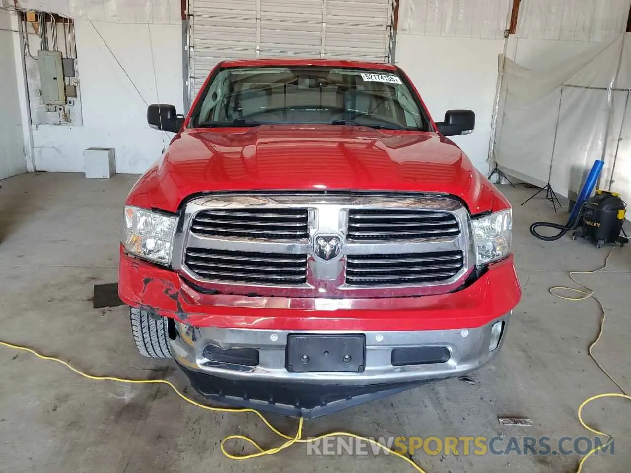 5 fotografías del automóvil dañado 1C6RR7LT5KS689818 RAM 1500 2019