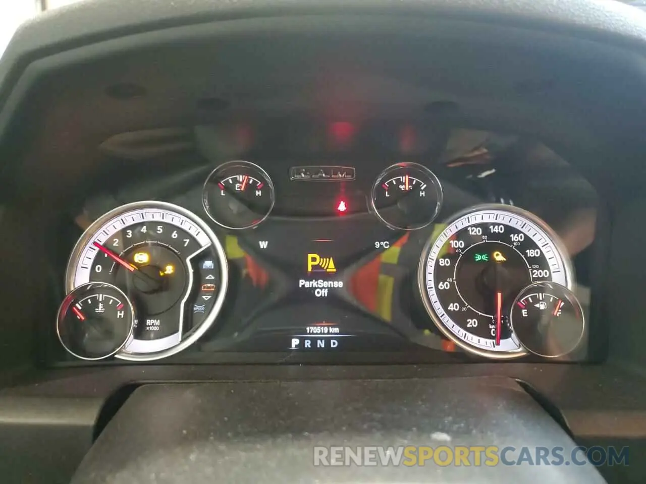 9 fotografías del automóvil dañado 1C6RR7LT6KS685373 RAM 1500 2019