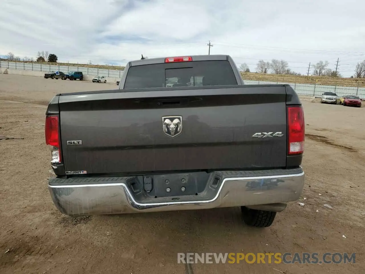 6 fotografías del automóvil dañado 1C6RR7LT8KS613896 RAM 1500 2019