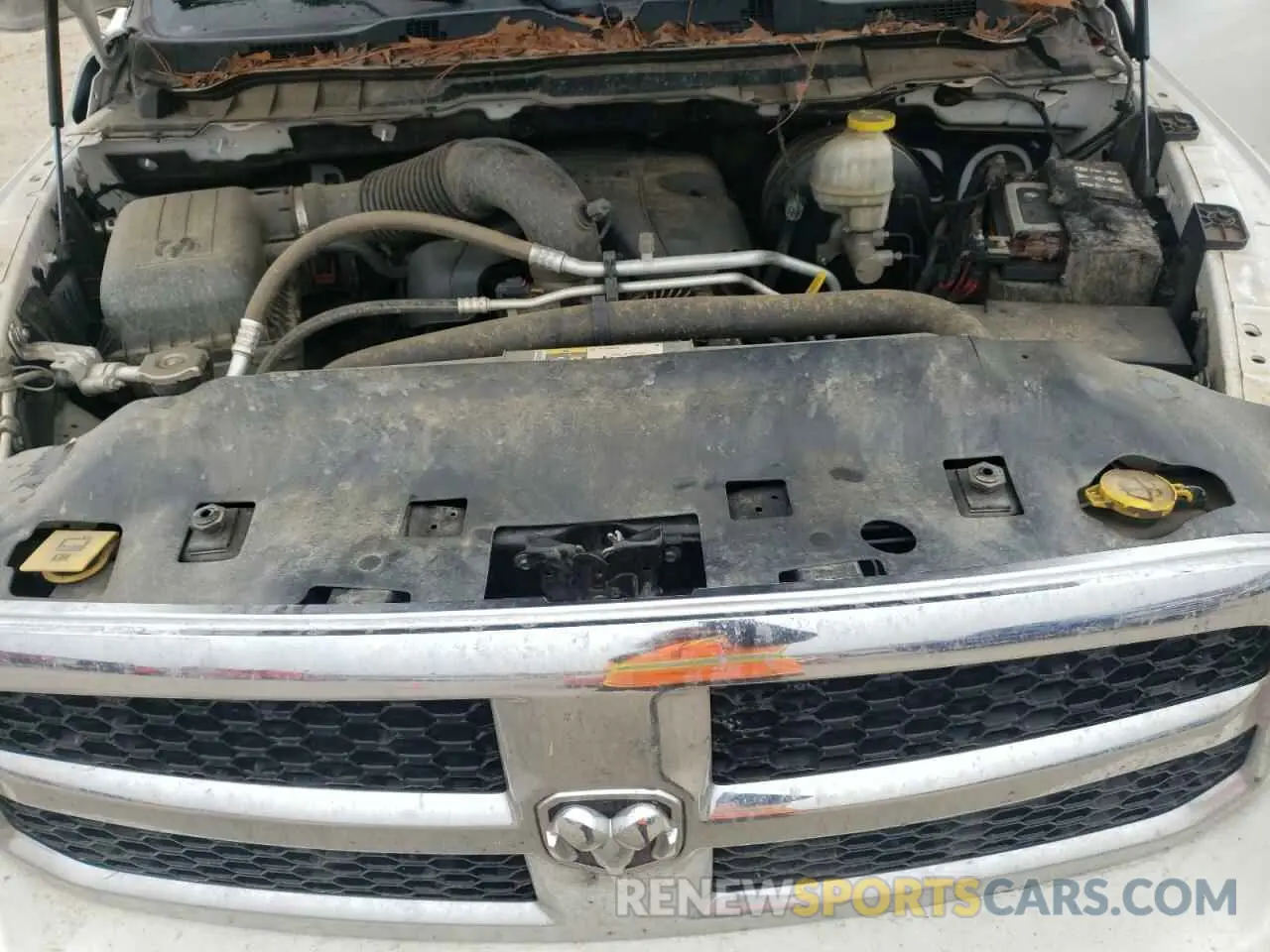 11 fotografías del automóvil dañado 1C6RR7LT9KS582304 RAM 1500 2019