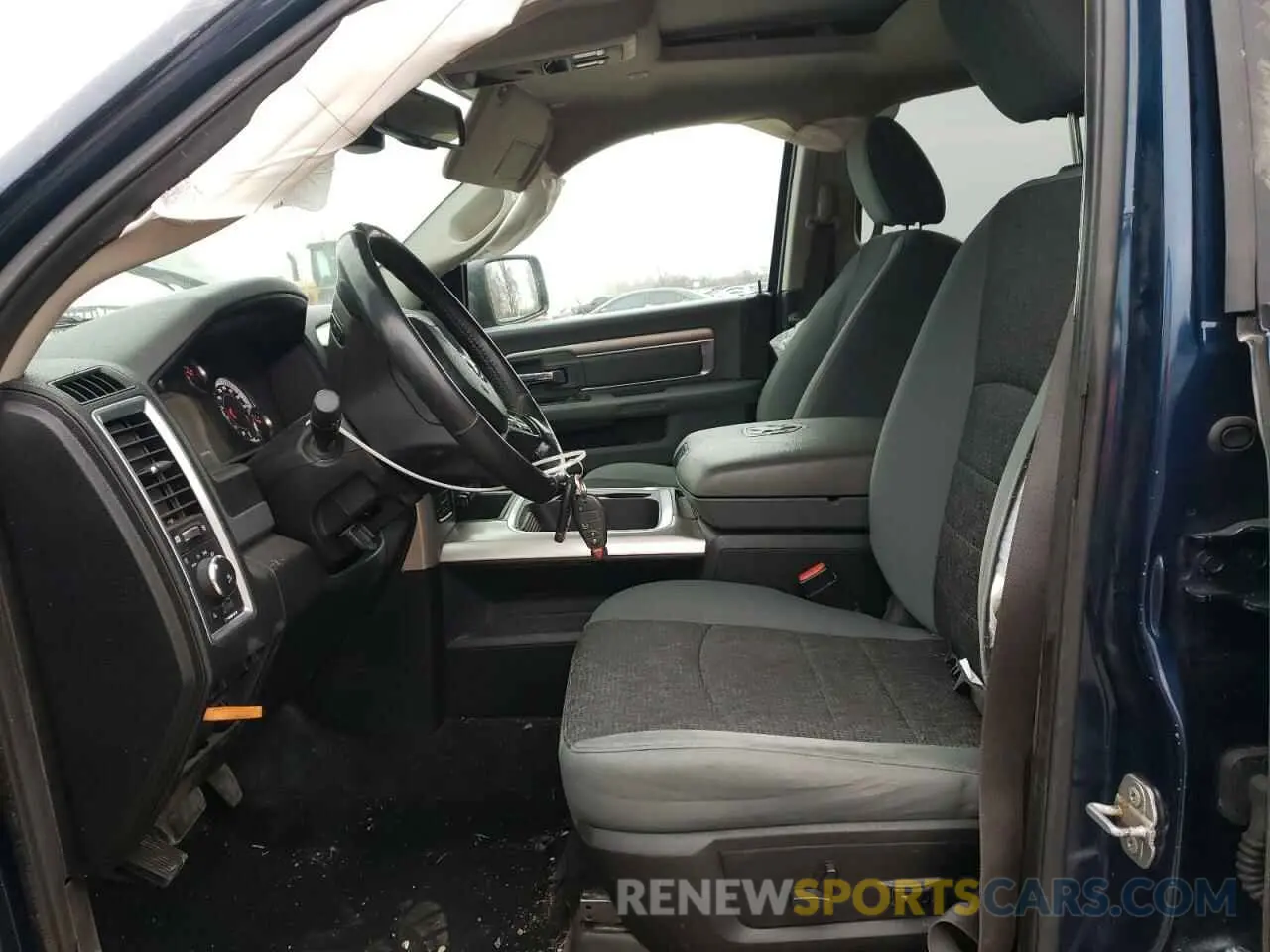 7 fotografías del automóvil dañado 1C6RR7LTXKS734848 RAM 1500 2019