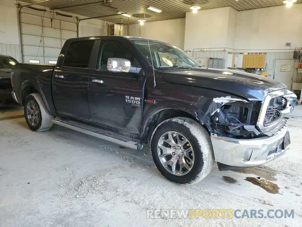 4 fotografías del automóvil dañado 1C6RR7NM3KS725138 RAM 1500 2019