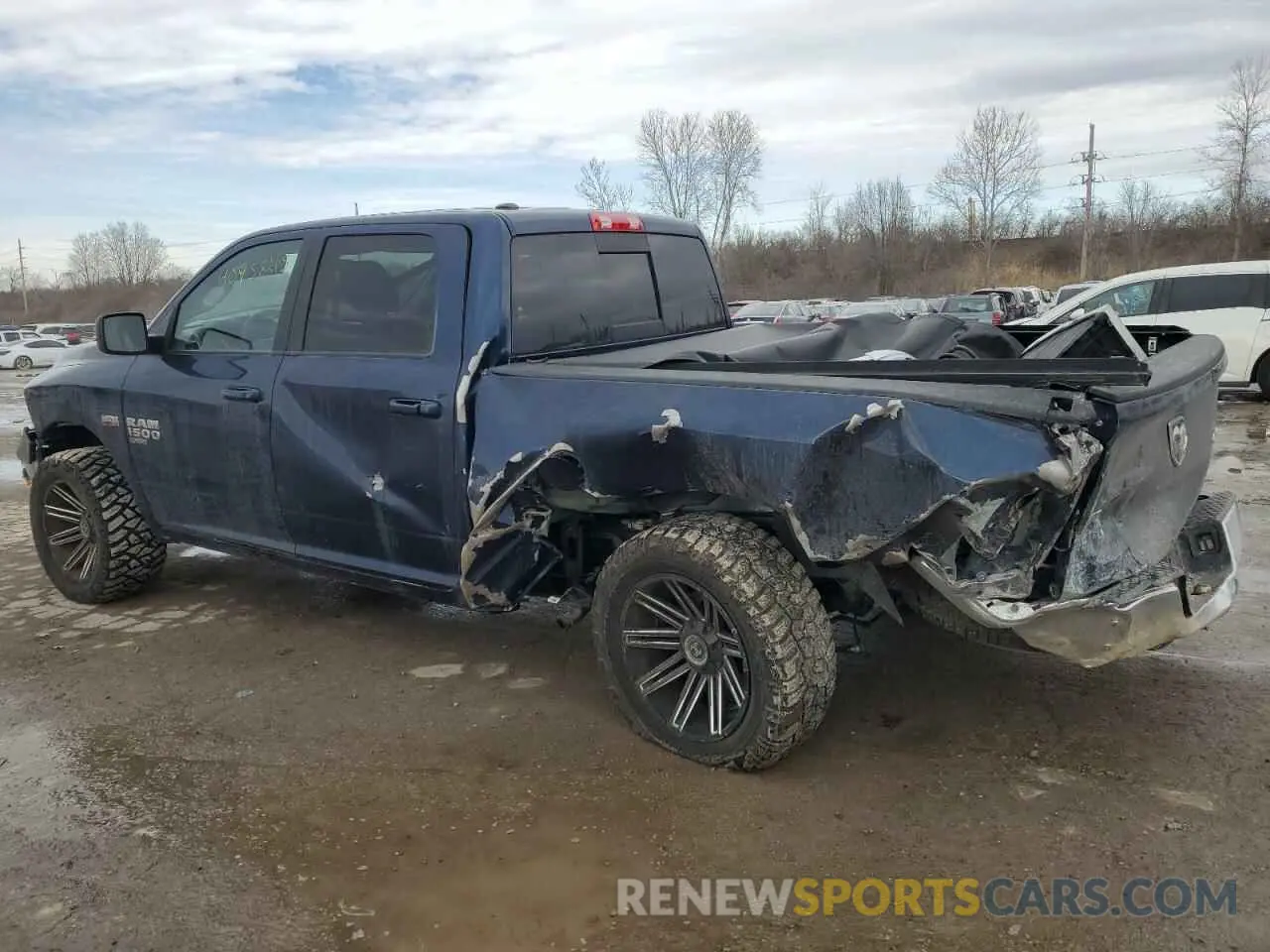 2 fotografías del automóvil dañado 1C6RR7TT0KS696398 RAM 1500 2019