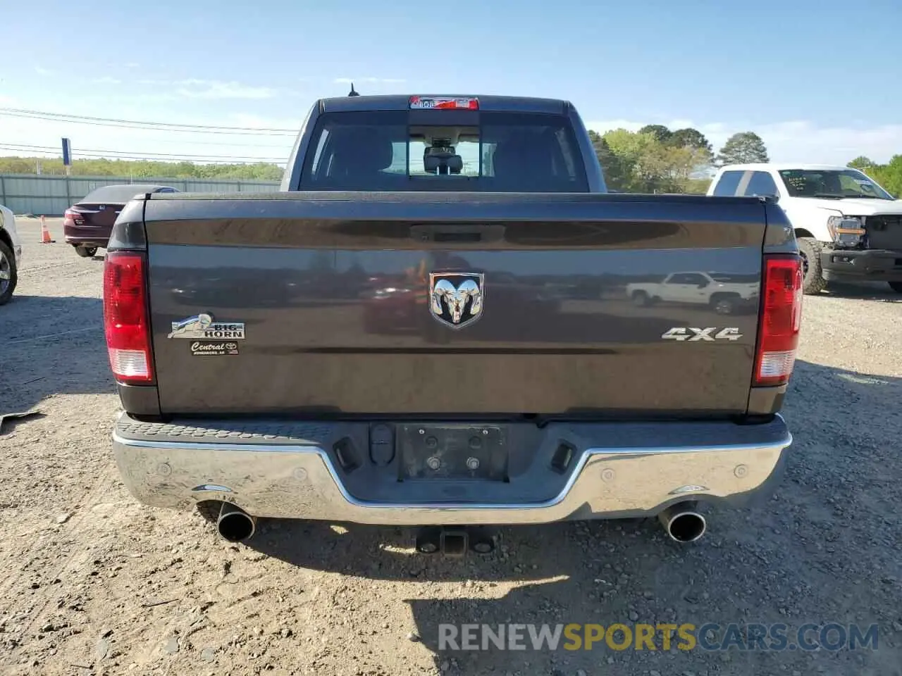 6 fotografías del automóvil dañado 1C6RR7TT0KS714009 RAM 1500 2019