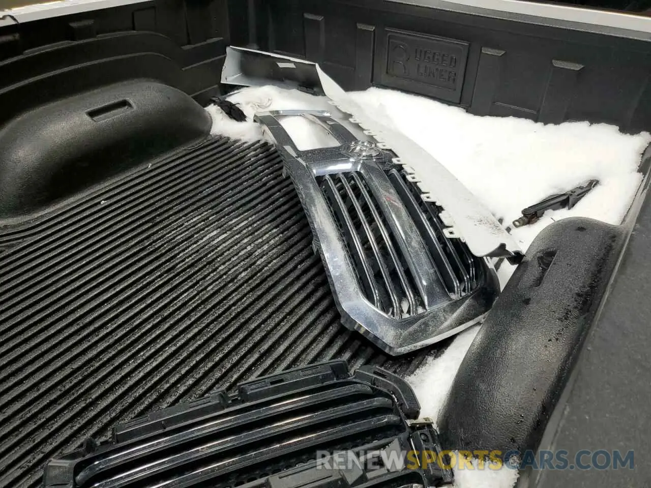 12 fotografías del automóvil dañado 1C6RR7TT0KS727620 RAM 1500 2019