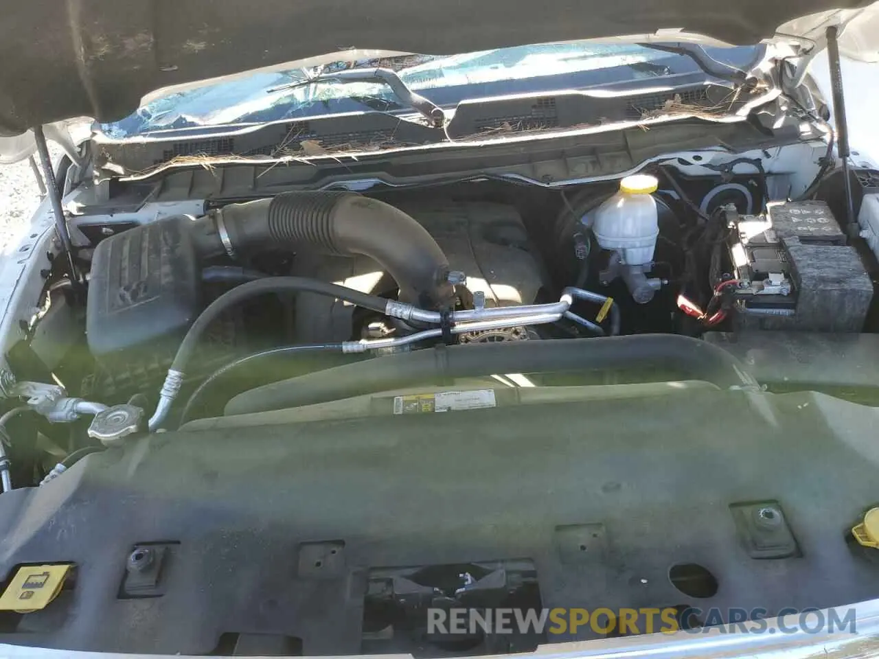 11 fotografías del automóvil dañado 1C6RR7TT3KS645722 RAM 1500 2019