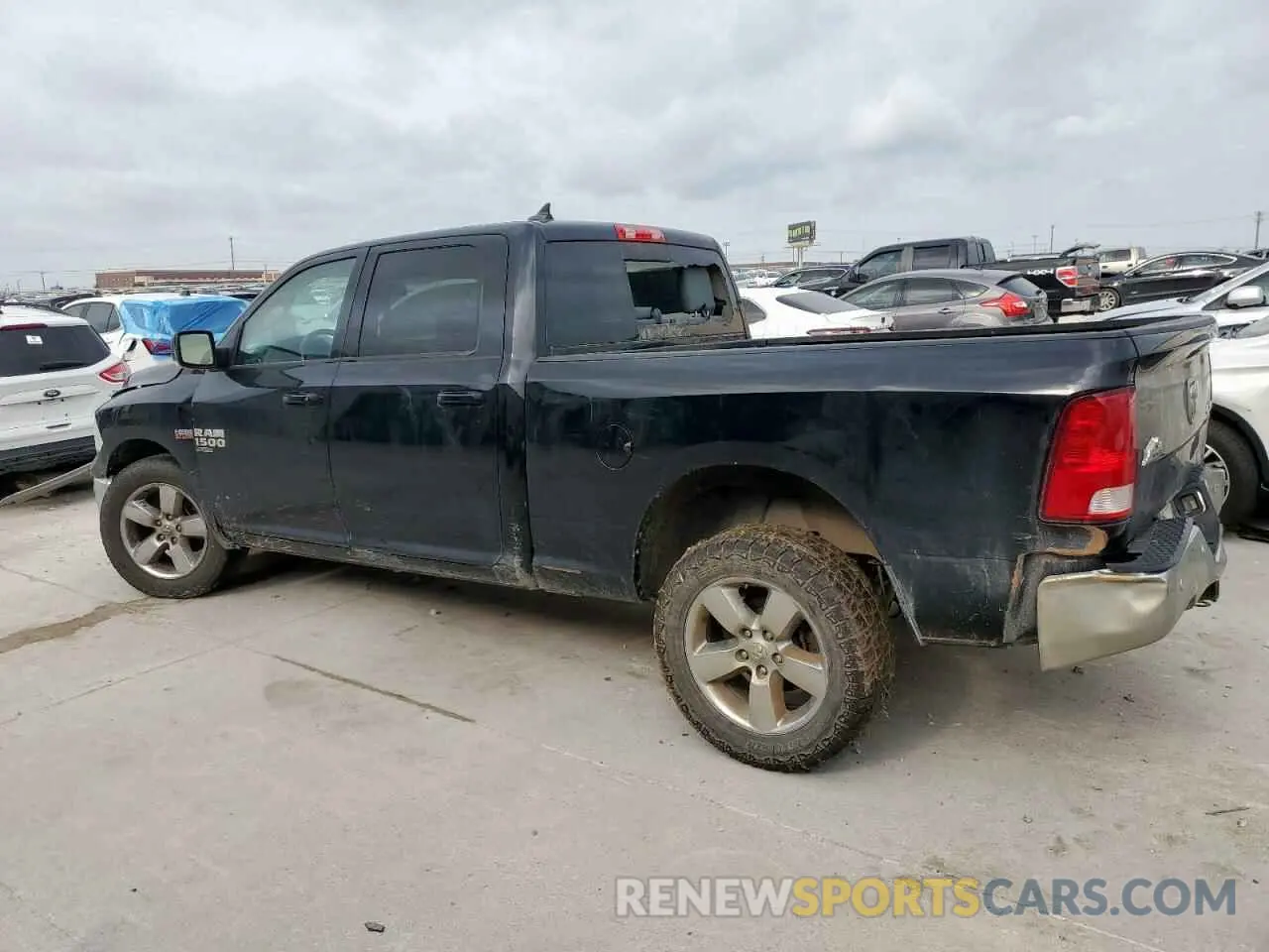 2 fotografías del automóvil dañado 1C6RR7TT4KS712943 RAM 1500 2019