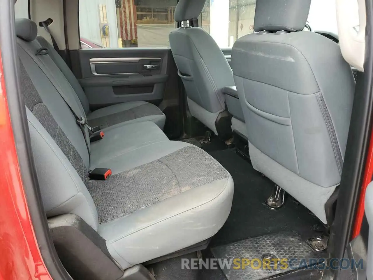 10 fotografías del automóvil dañado 1C6RR7TT6KS566965 RAM 1500 2019