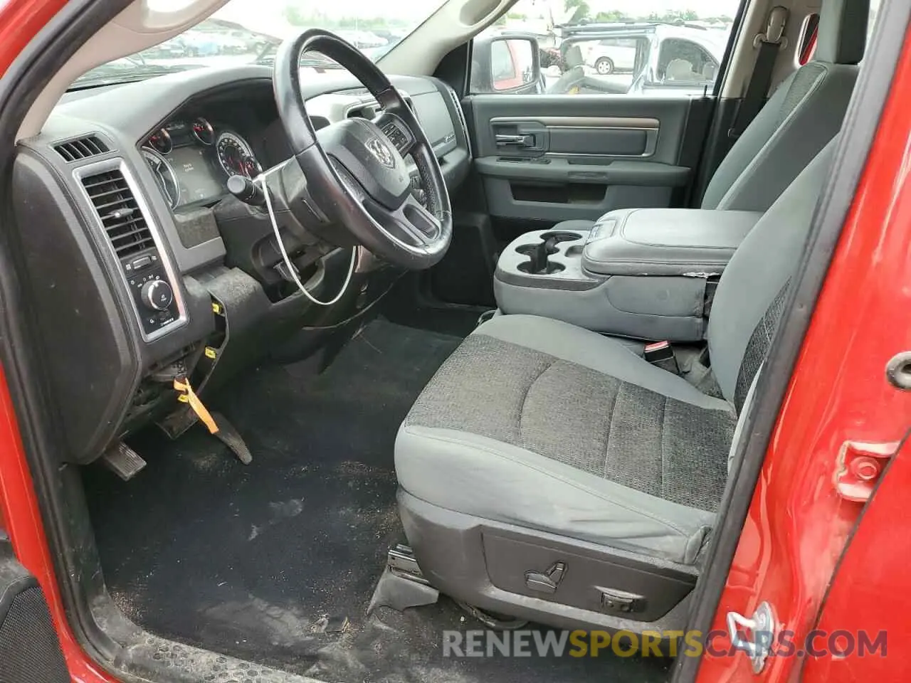 7 fotografías del automóvil dañado 1C6RR7TT6KS566965 RAM 1500 2019