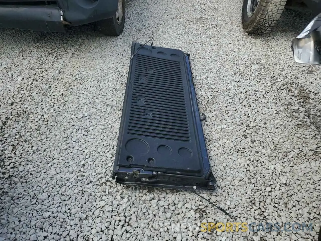 12 fotografías del automóvil dañado 1C6RR7TT6KS714595 RAM 1500 2019
