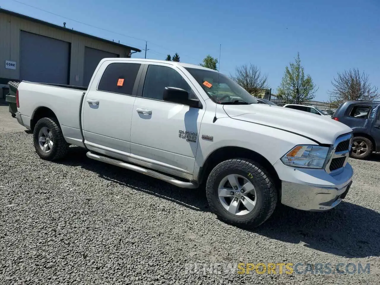 4 fotografías del automóvil dañado 1C6RR7TT7KS634609 RAM 1500 2019