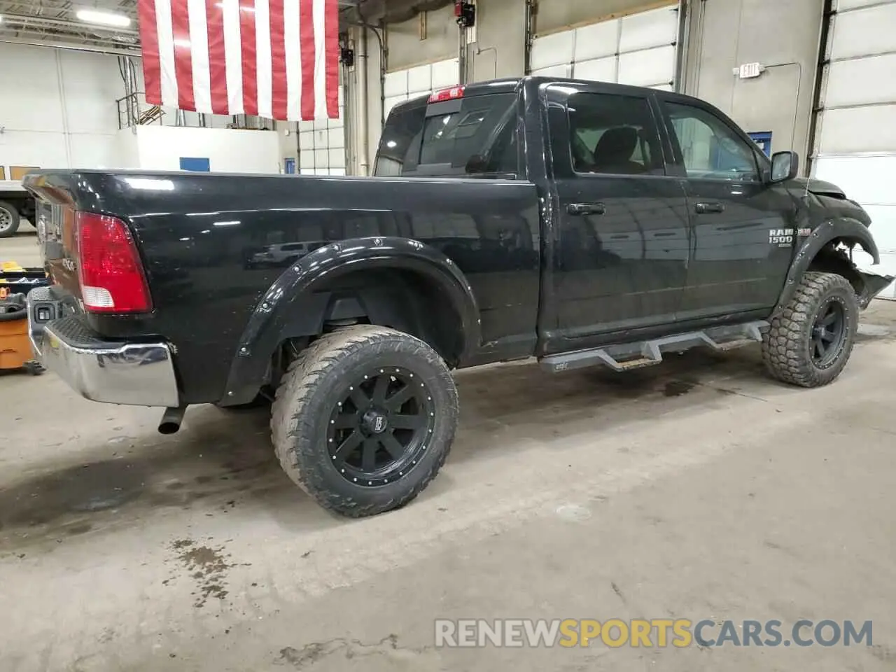 3 fotografías del automóvil dañado 1C6RR7TT7KS658960 RAM 1500 2019