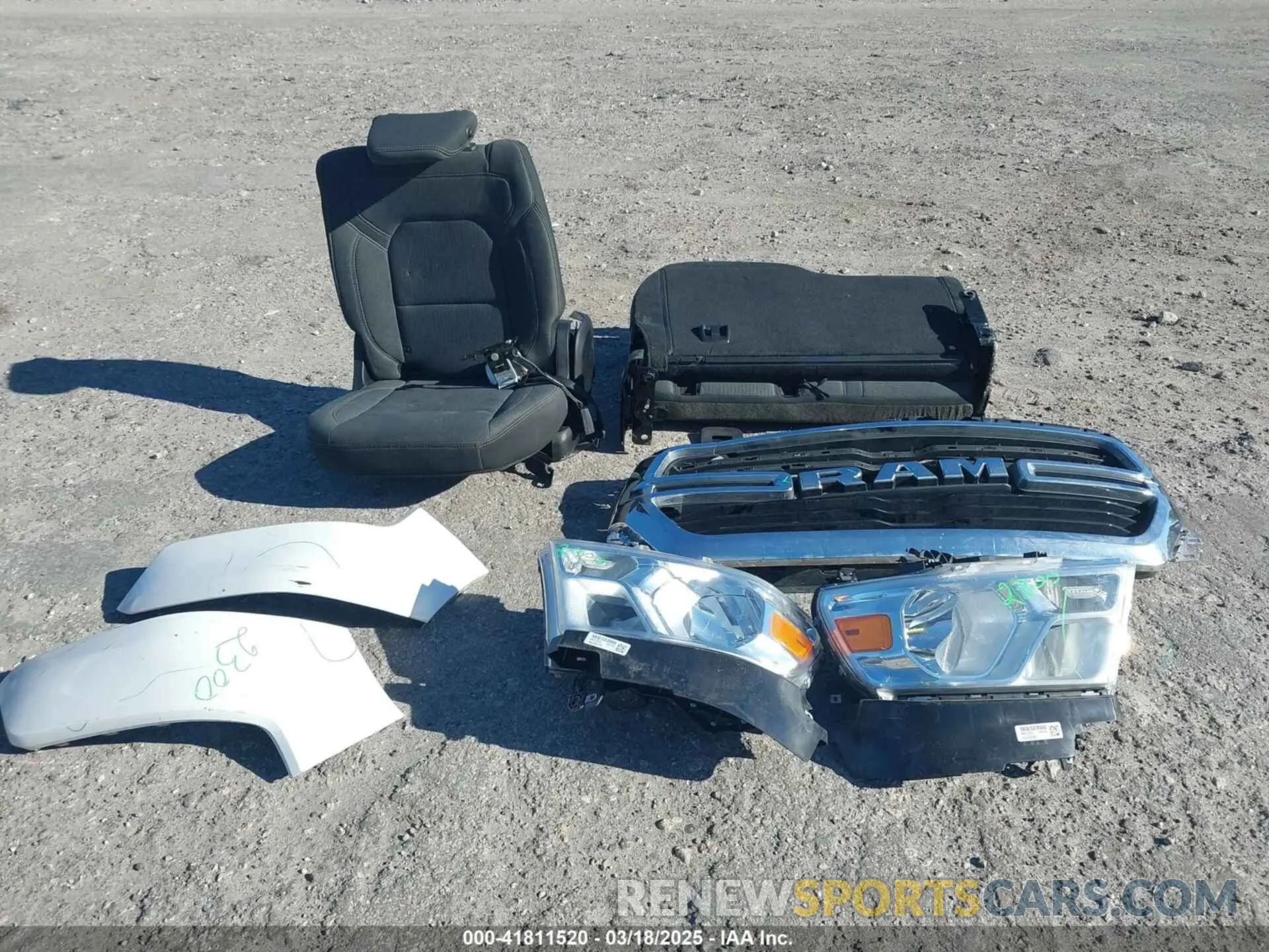 12 fotografías del automóvil dañado 1C6RREBT0KN761335 RAM 1500 2019