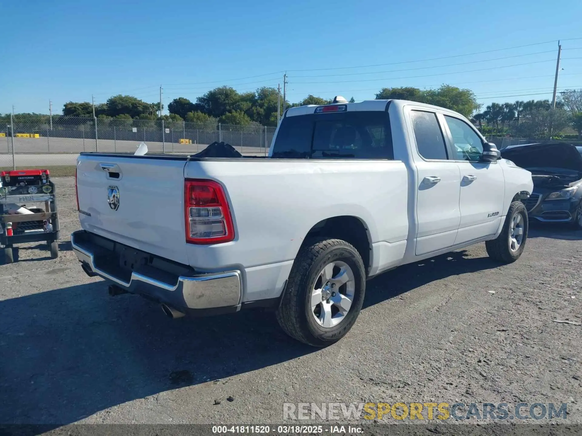 4 fotografías del automóvil dañado 1C6RREBT0KN761335 RAM 1500 2019