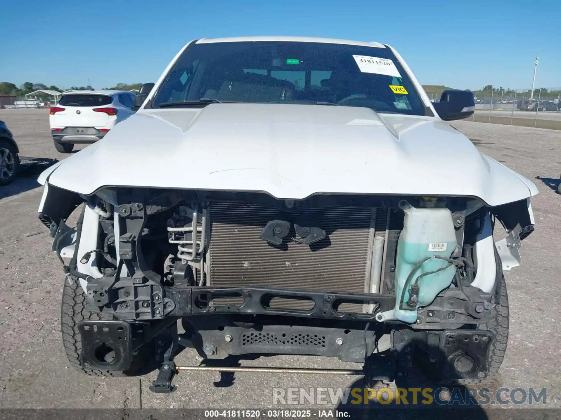 6 fotografías del automóvil dañado 1C6RREBT0KN761335 RAM 1500 2019