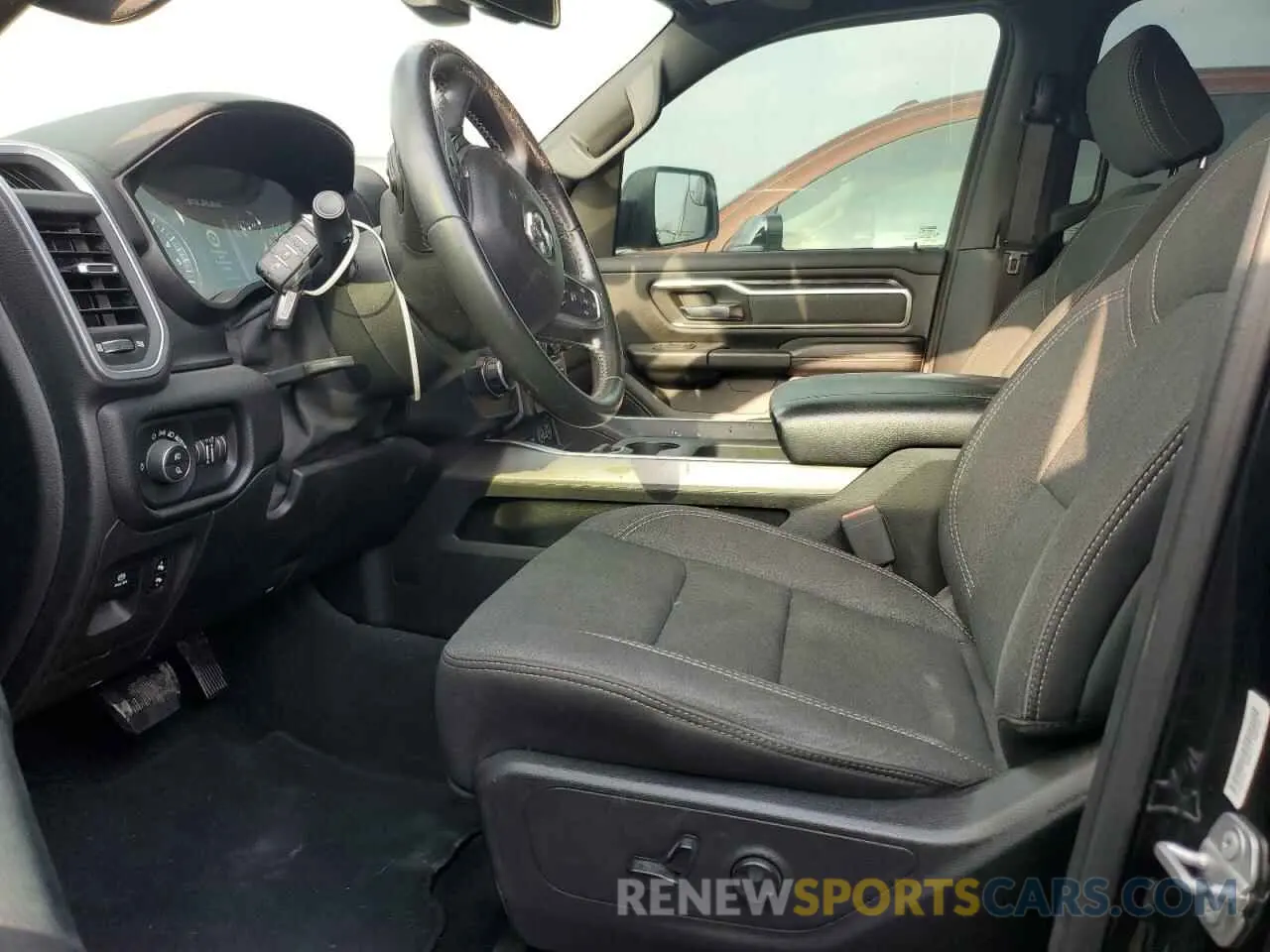 7 fotografías del automóvil dañado 1C6RREBT8KN747408 RAM 1500 2019