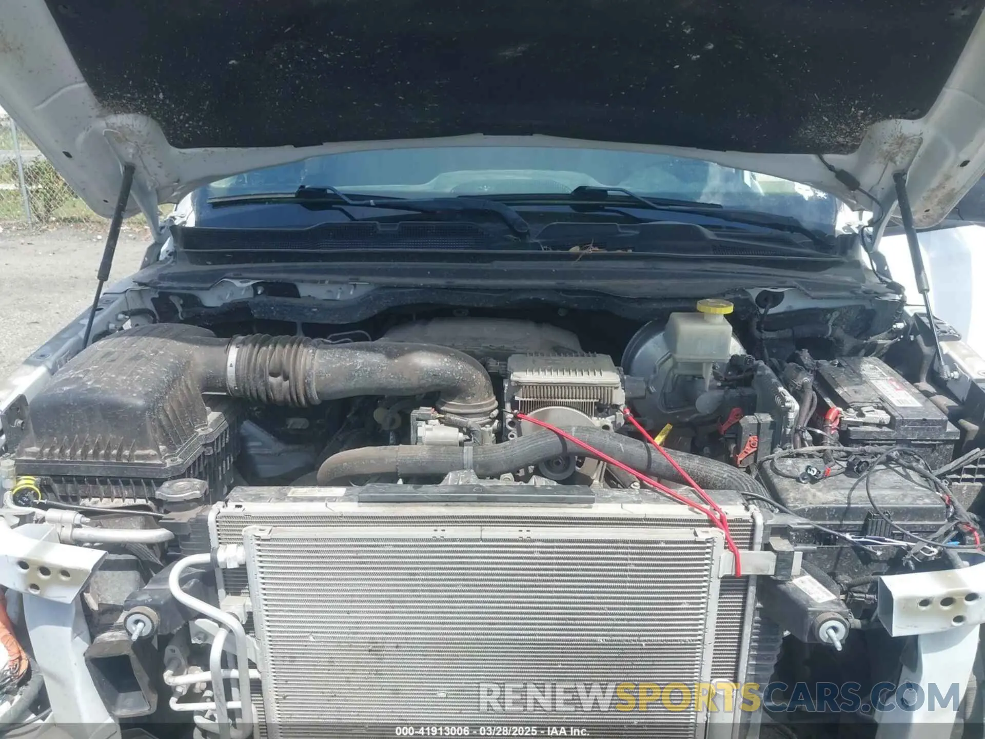 10 fotografías del automóvil dañado 1C6RREBTXKN665924 RAM 1500 2019