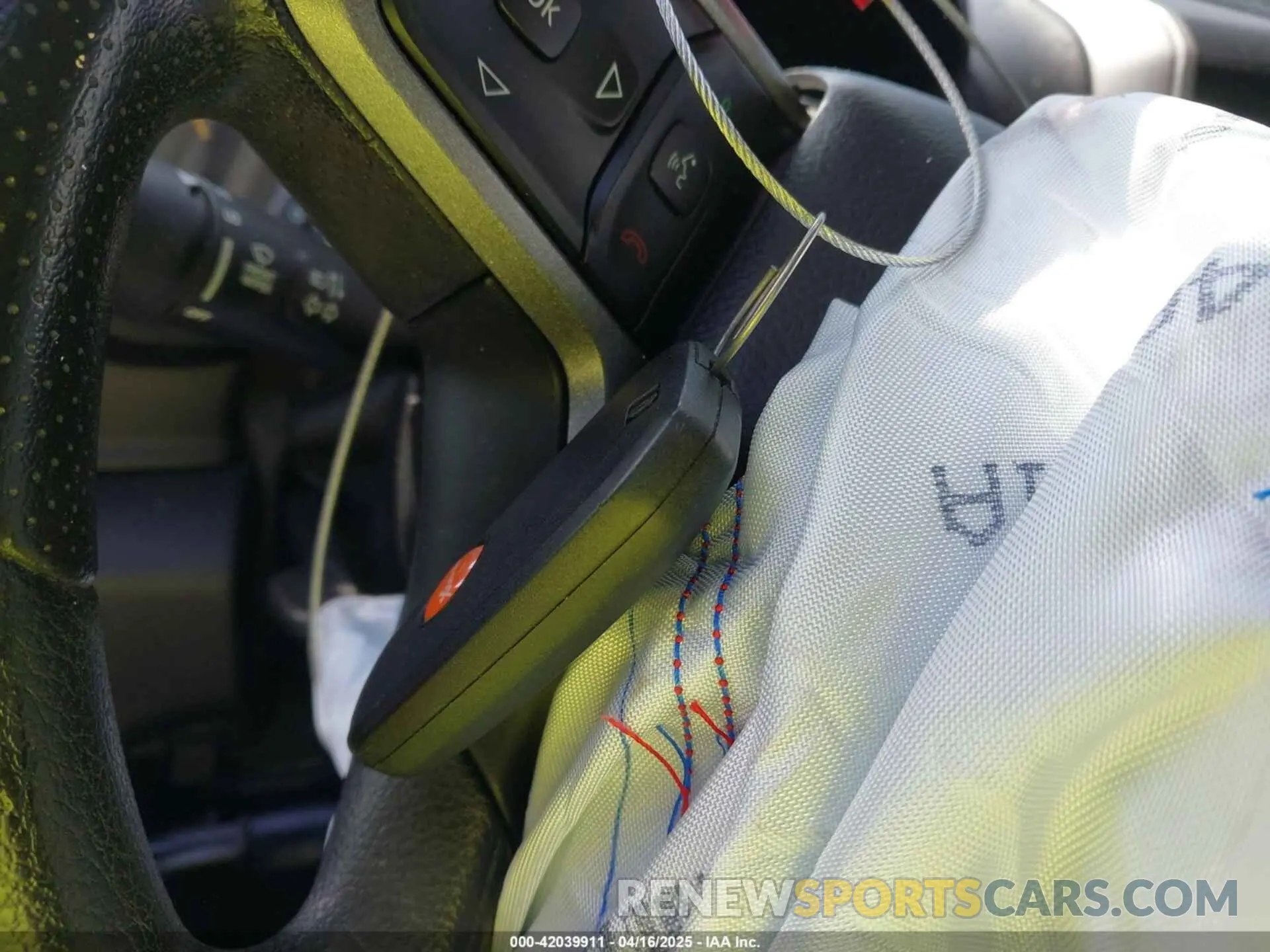 11 fotografías del automóvil dañado 1C6RRECT2KN596550 RAM 1500 2019