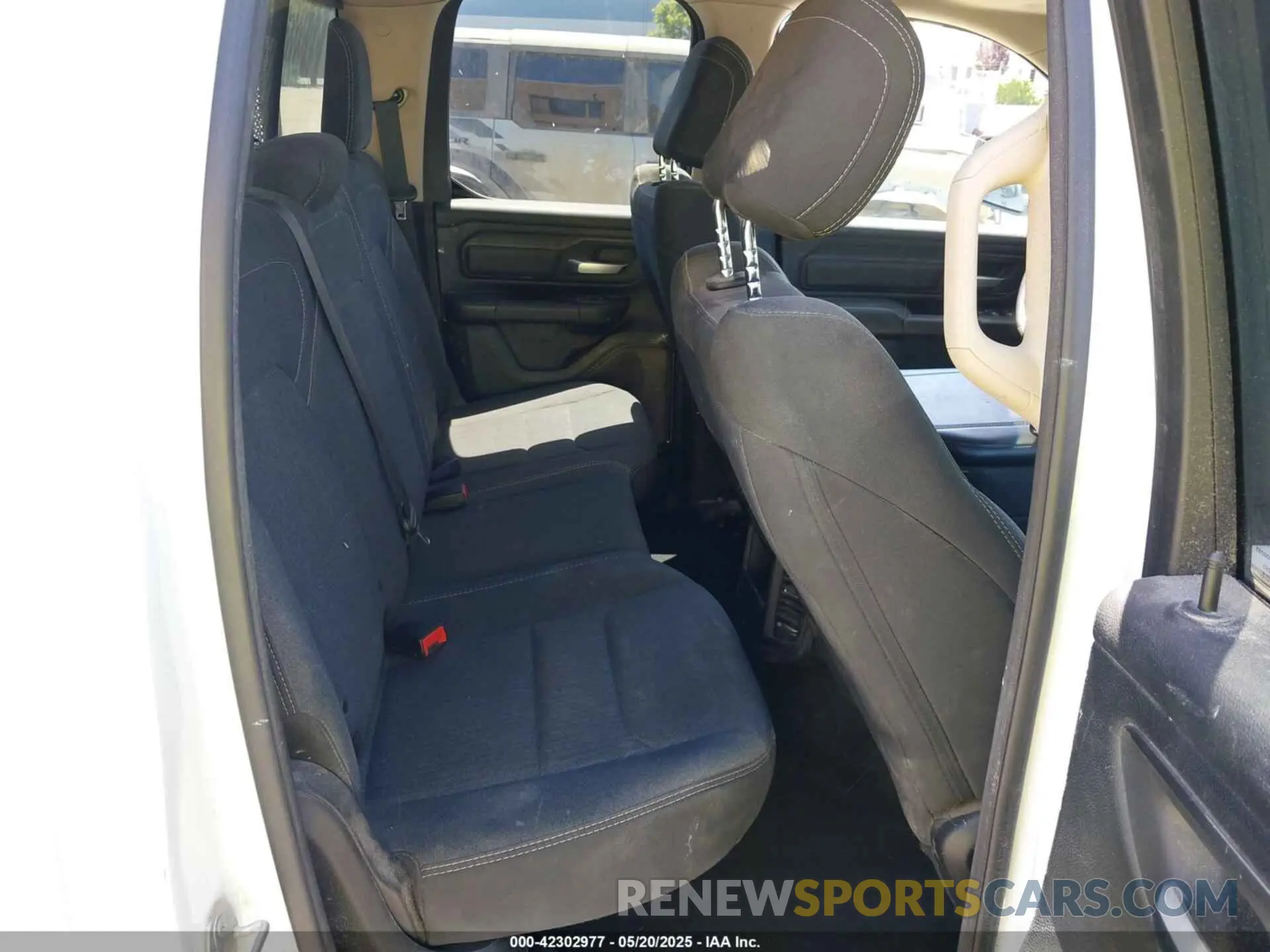 8 fotografías del automóvil dañado 1C6RRECT6KN884457 RAM 1500 2019