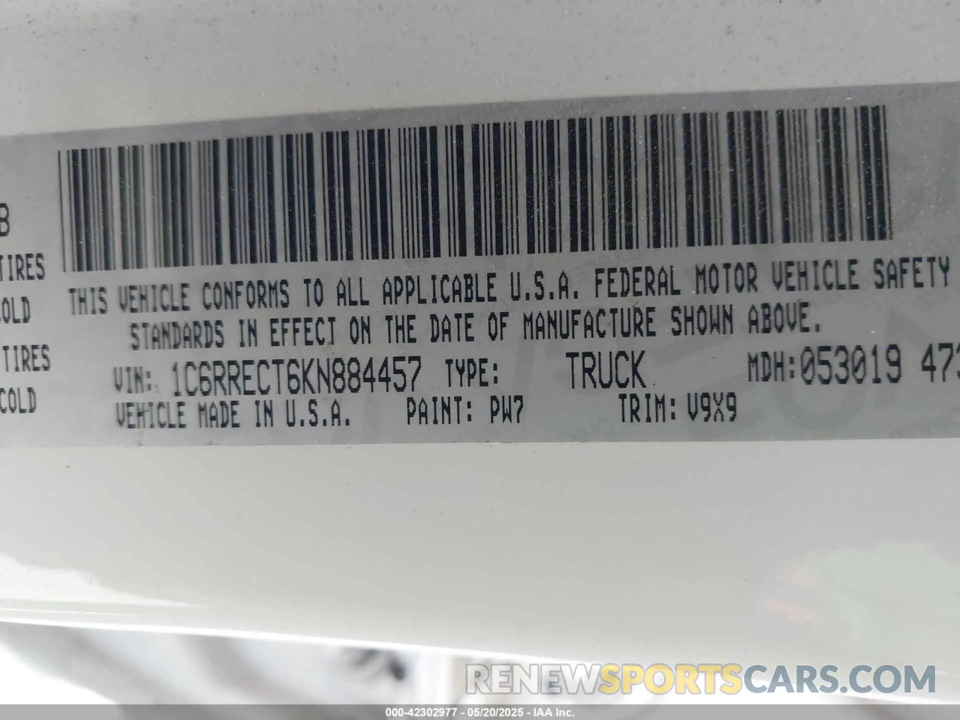 9 fotografías del automóvil dañado 1C6RRECT6KN884457 RAM 1500 2019