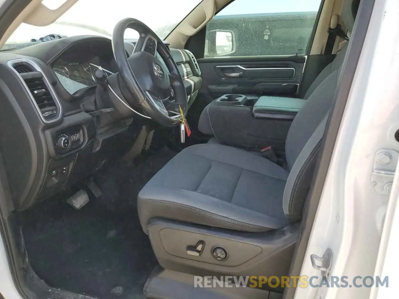 7 fotografías del automóvil dañado 1C6RREFG2KN666661 RAM 1500 2019