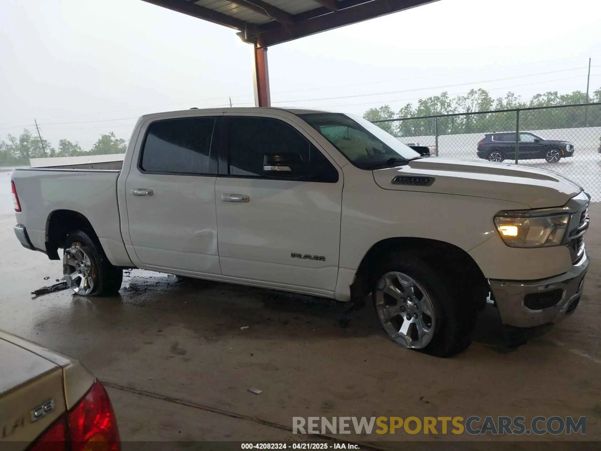 13 fotografías del automóvil dañado 1C6RREFT0KN604351 RAM 1500 2019
