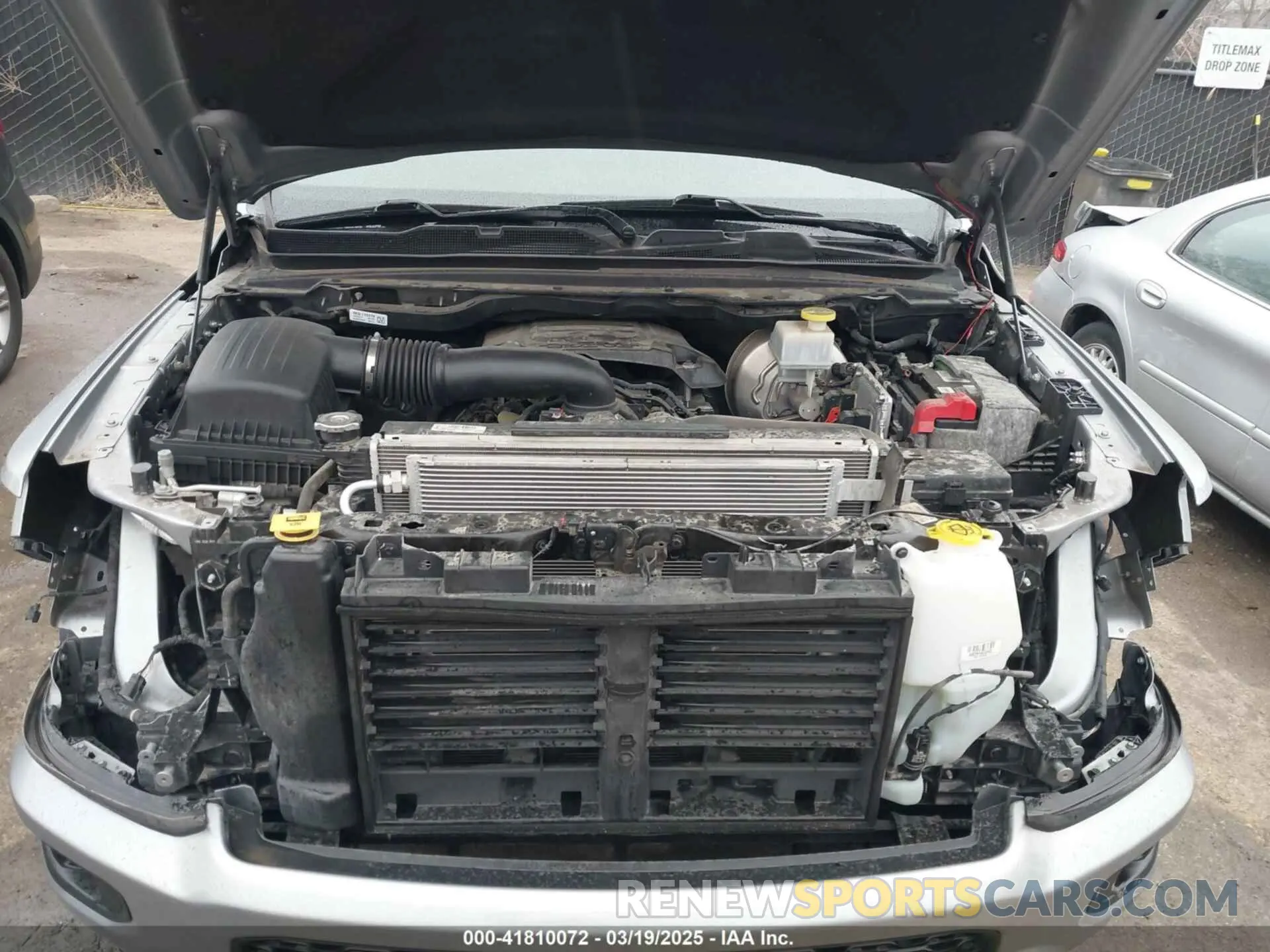10 fotografías del automóvil dañado 1C6RREFT0KN705714 RAM 1500 2019