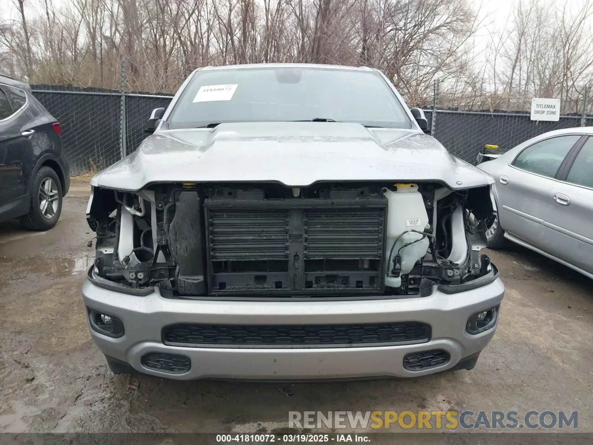 13 fotografías del automóvil dañado 1C6RREFT0KN705714 RAM 1500 2019