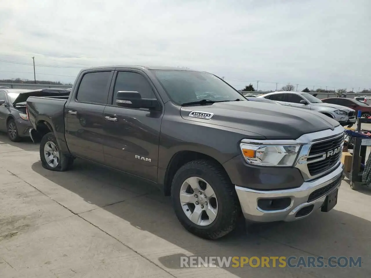 4 fotografías del automóvil dañado 1C6RREFT0KN745503 RAM 1500 2019