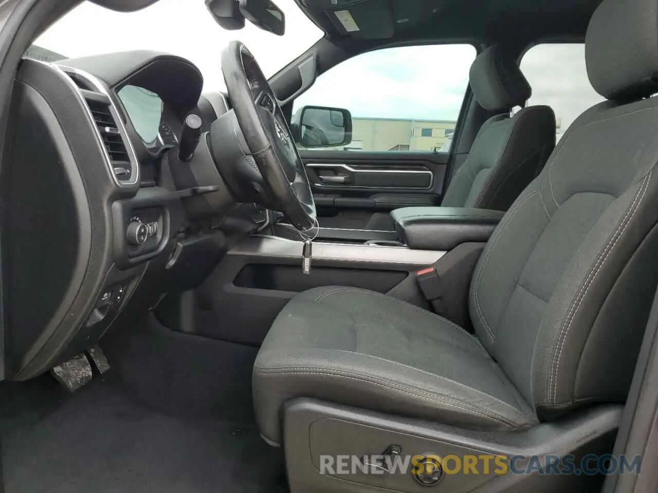 7 fotografías del automóvil dañado 1C6RREFT1KN523200 RAM 1500 2019