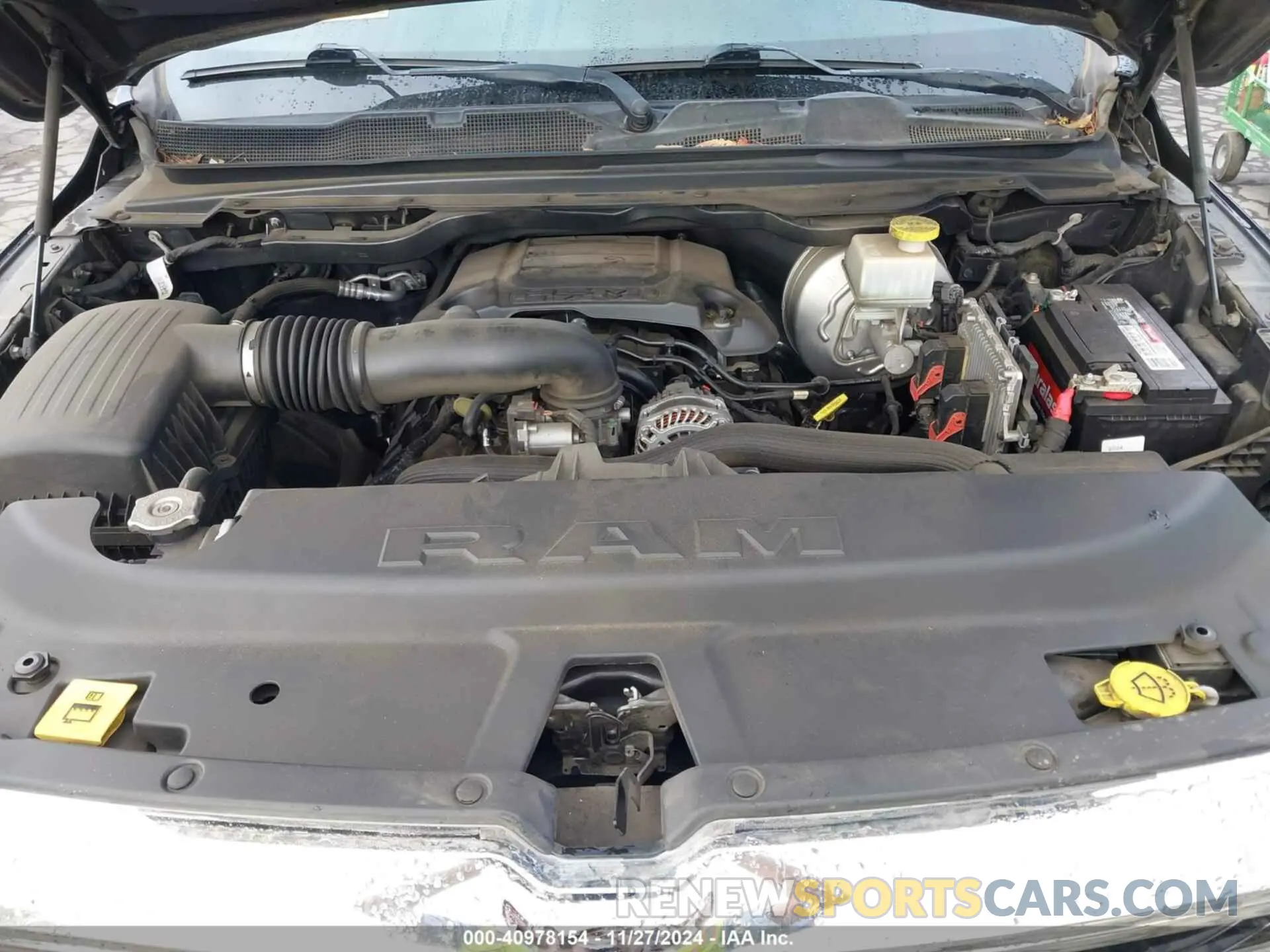 10 fotografías del automóvil dañado 1C6RREFT1KN535167 RAM 1500 2019