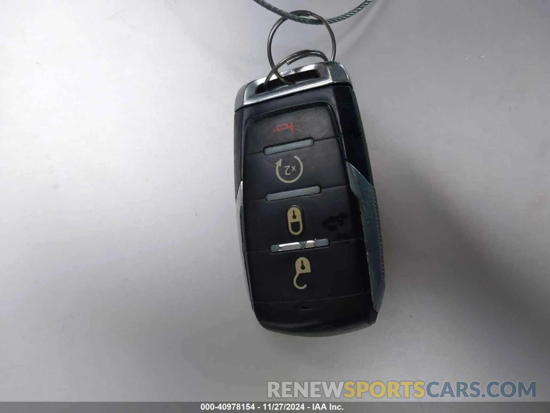 11 fotografías del automóvil dañado 1C6RREFT1KN535167 RAM 1500 2019