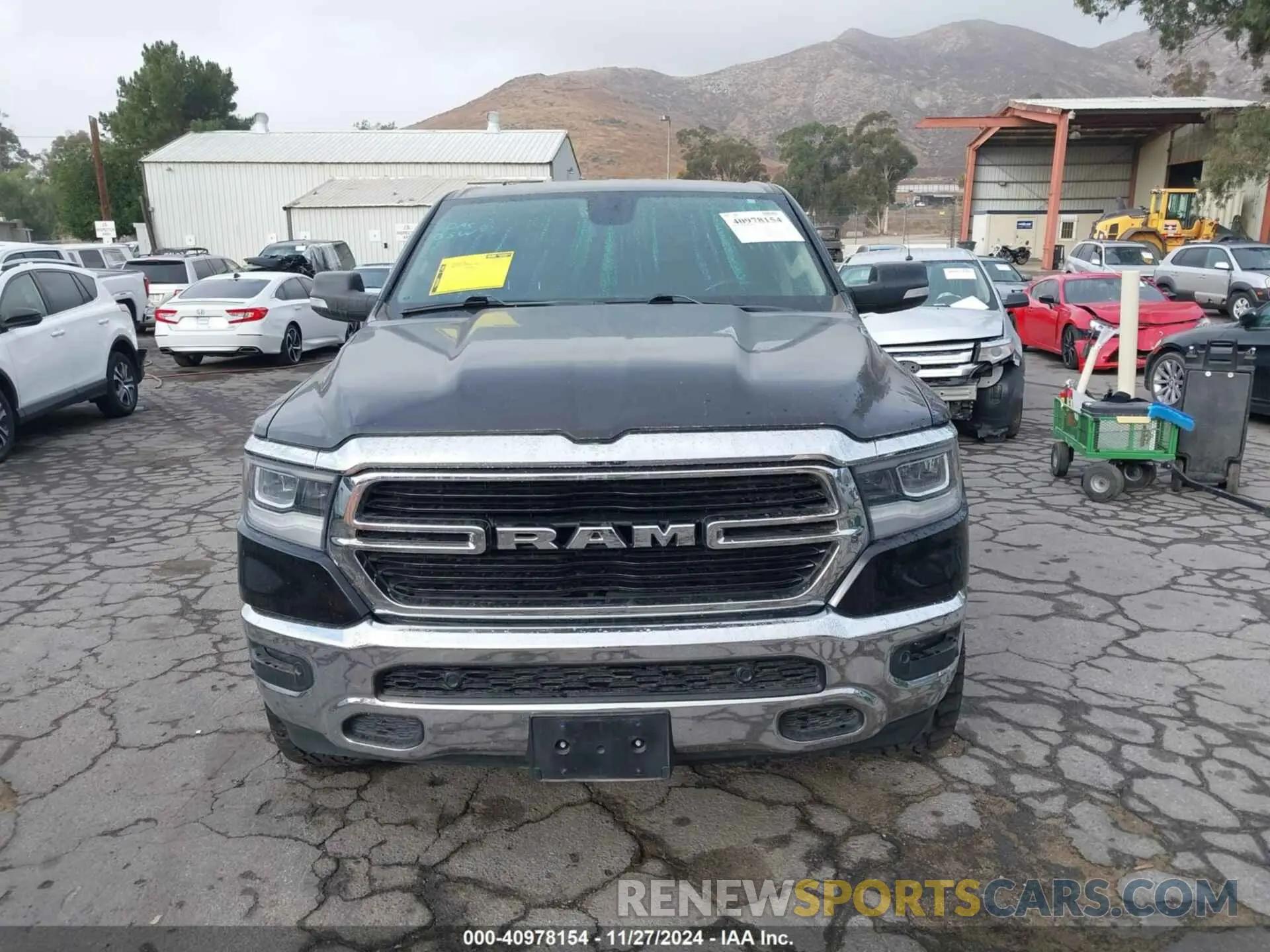 12 fotografías del automóvil dañado 1C6RREFT1KN535167 RAM 1500 2019