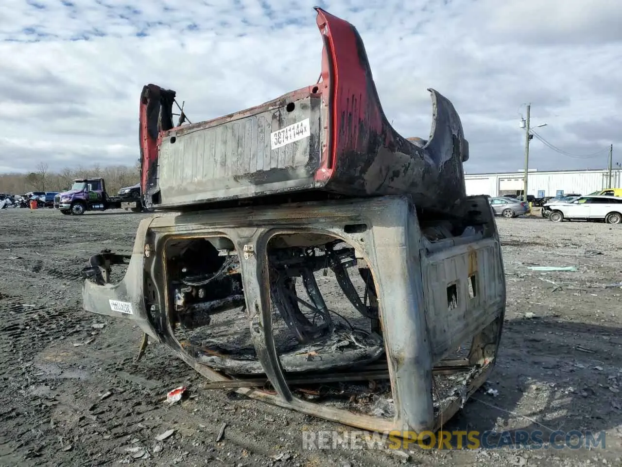 2 fotografías del automóvil dañado 1C6RREFT1KN548100 RAM 1500 2019